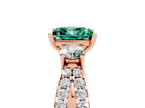 Rose gold Princess Cut Green Sapphire Three-Stone Ring with Pavé Split Shank and Four-Prong Setting_5