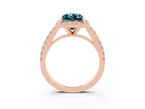 Rose gold Princess Cut Halo Diamond Ring with Pavé Band and Three-Prong Setting_3