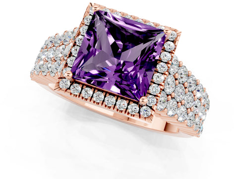 Rose gold Princess Cut Halo Pavé Diamond Engagement Ring with Split Shank and Four-Prong Setting_1