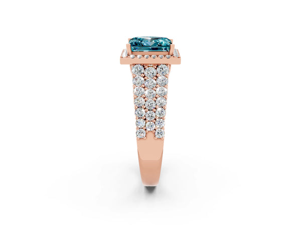 Rose gold Princess Cut Halo Pavé Diamond Engagement Ring with Split Shank and Four-Prong Setting