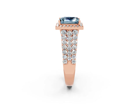 Rose gold Princess Cut Halo Pavé Diamond Engagement Ring with Split Shank and Four-Prong Setting_2