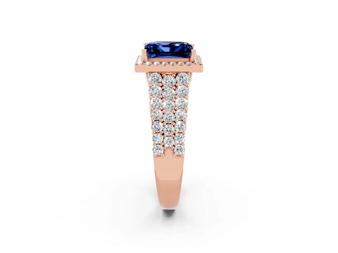 Rose gold Princess Cut Halo Pavé Diamond Engagement Ring with Split Shank and Four-Prong Setting_2