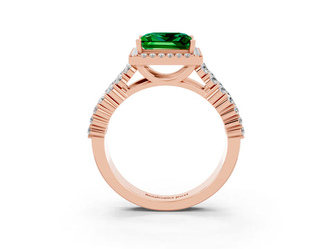 Rose gold Princess Cut Halo Pavé Diamond Engagement Ring with Split Shank and Four-Prong Setting_3