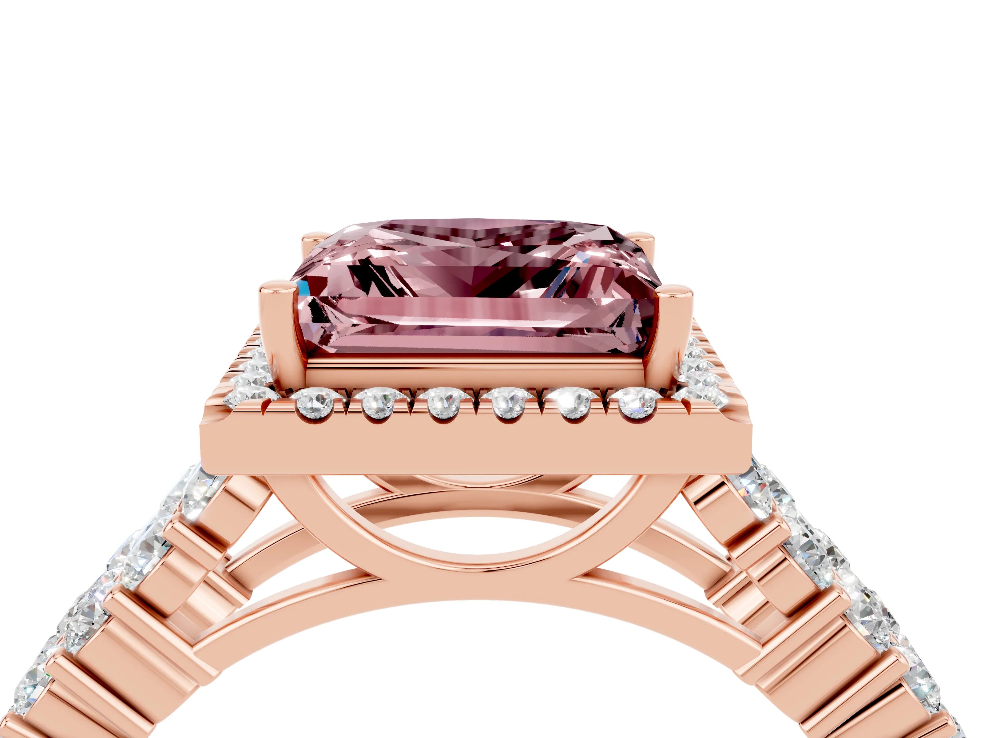 Rose gold Princess Cut Halo Pavé Diamond Engagement Ring with Split Shank and Four-Prong Setting_4