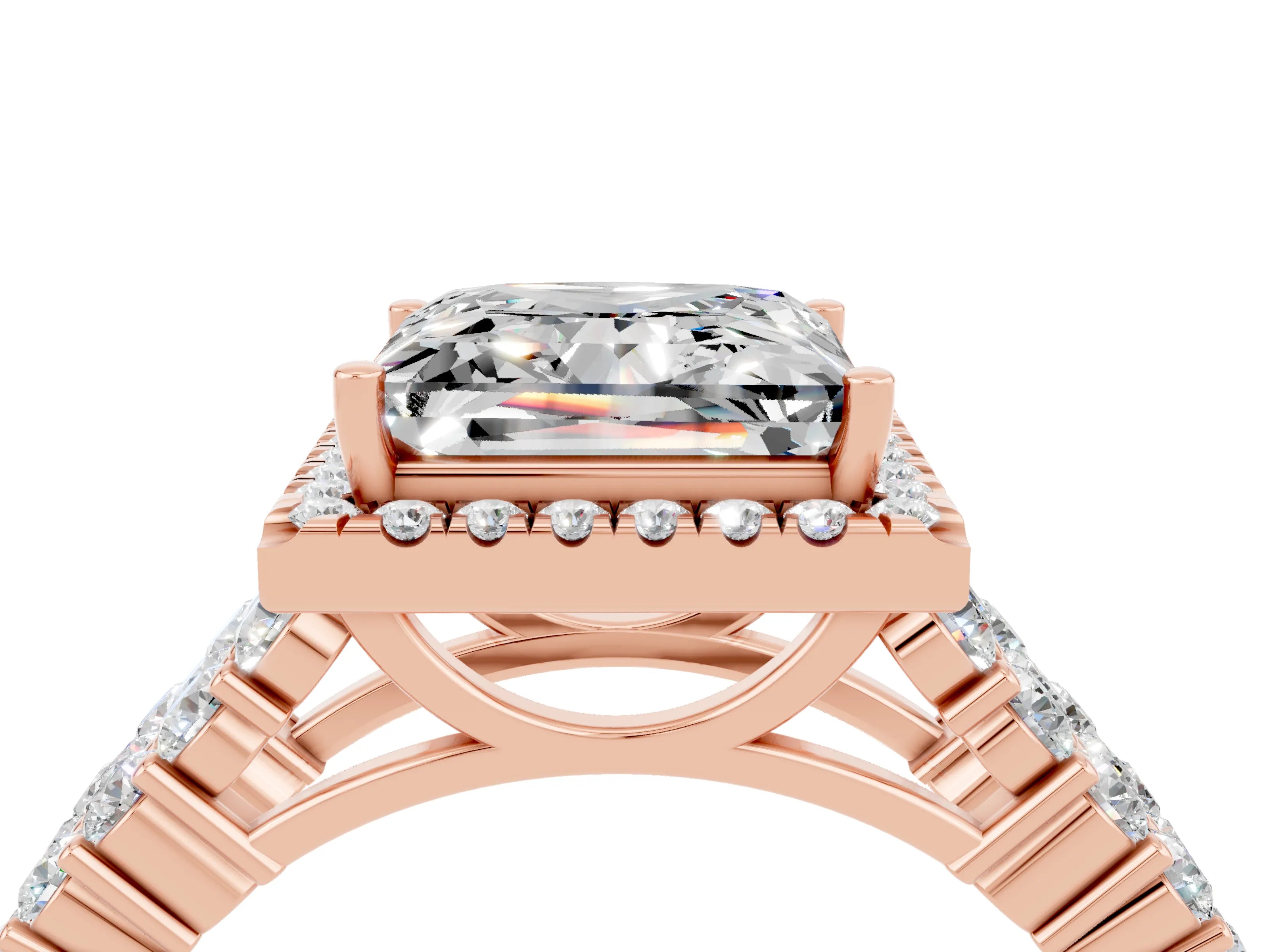 Rose gold Princess Cut Halo Pavé Diamond Engagement Ring with Split Shank and Four-Prong Setting_4
