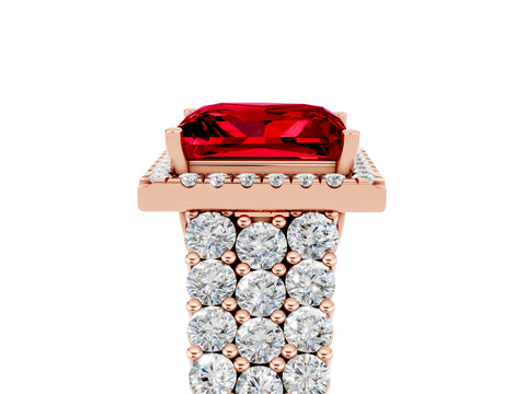 Rose gold Princess Cut Halo Pavé Diamond Engagement Ring with Split Shank and Four-Prong Setting_5