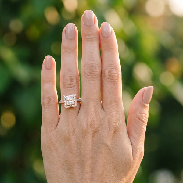 Rose gold Princess Cut Halo Pavé Diamond Ring