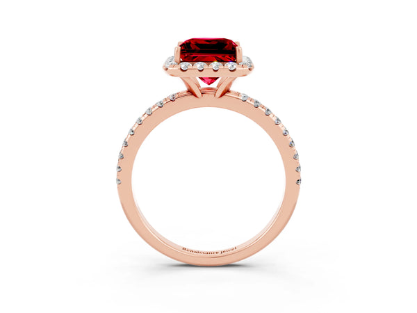 Rose gold Princess Cut Halo Round Diamond Pavé Band Four-Prong Ring