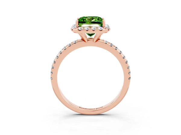 Rose gold Princess Cut Halo Round Diamond Pavé Band Four-Prong Ring