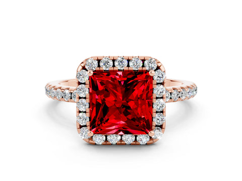 Rose gold Princess Cut Halo Round Diamond Pavé Band Four-Prong Ring