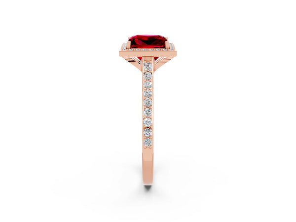 Rose gold Princess Cut Halo Round Diamond Pavé Band with Four-Prong Setting