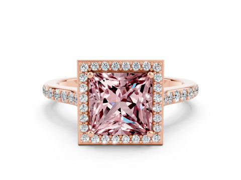 Rose gold Princess Cut Halo Round Diamond Pavé Band with Four-Prong Setting