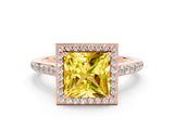 Rose gold Princess Cut Halo Round Diamond Pavé Band with Four-Prong Setting