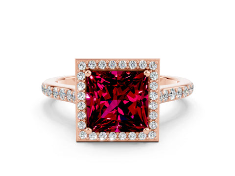 Rose gold Princess Cut Halo Round Diamond Pavé Band with Four-Prong Setting