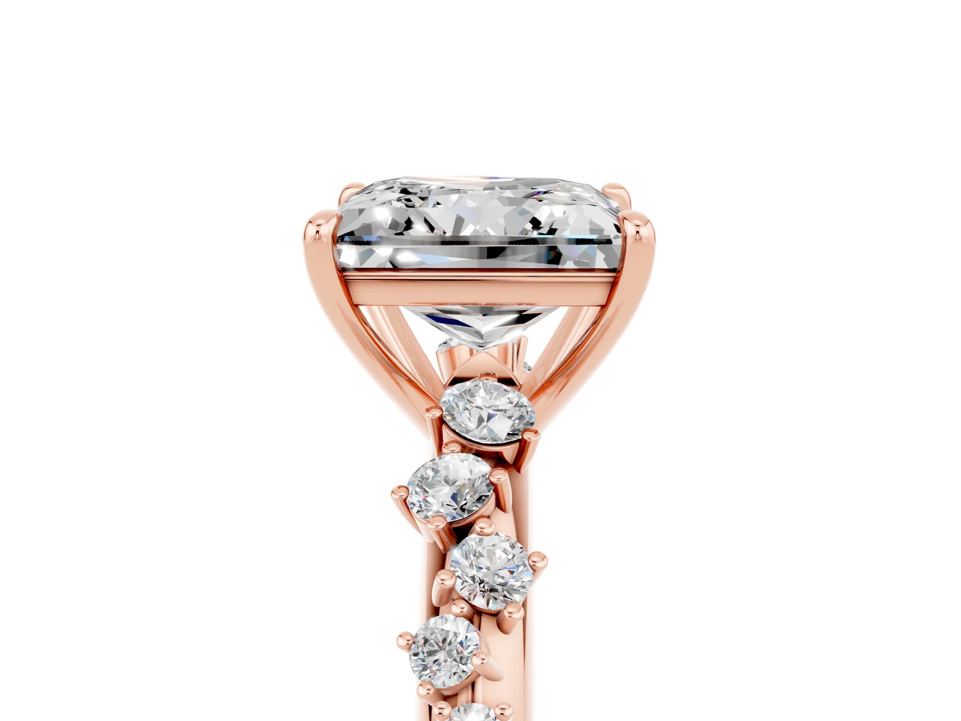 Rose gold Princess Cut Moissanite Cluster Side Stone Solitaire Ring with Prong Setting_29