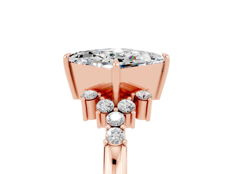 Rose gold Princess Cut Moissanite Ring with Side Stones and Four-Prong Setting_41