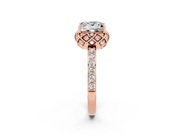 Rose gold Princess Cut Moissanite Scalloped Halo Engagement Ring with Round Shared Prong Band
