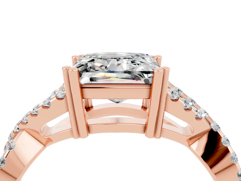 Rose gold Princess Cut Moissanite Solitaire Ring with Four-Prong Setting and Twisted Pavé Band_4
