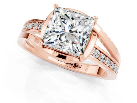 Rose gold Princess Cut Moissanite Solitaire Ring with Split Shank and Prong Setting_1