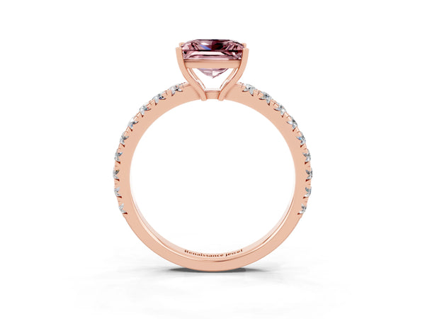 Rose gold Princess Cut Morganite Pavé Solitaire Engagement Ring with Four-Prong Setting