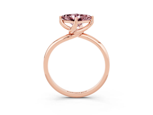 Rose gold Princess Cut Morganite Solitaire Engagement Ring with Four-Prong Setting and Classic Band