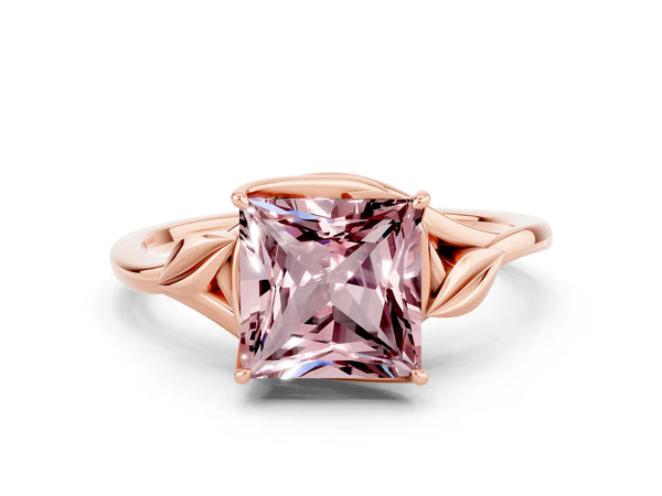 Rose gold Princess Cut Morganite Solitaire Ring with Twist Band and Four-Prong Setting