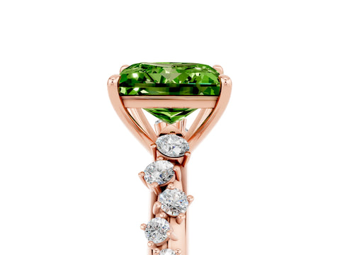 Rose gold Princess Cut Peridot Cluster Side Stone Solitaire Ring with Prong Setting_29