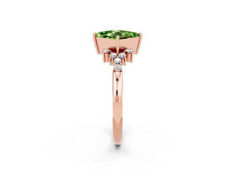 Rose gold Princess Cut Peridot Ring with Side Stones and Four-Prong Setting_38