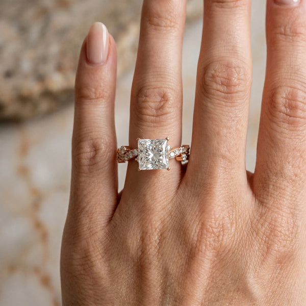 Rose gold Princess Cut Solitaire Diamond Twisted Band with Pave Setting