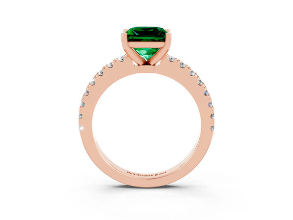 Rose gold Princess Cut Solitaire Emerald with Pavé Band and Four-Prong Setting