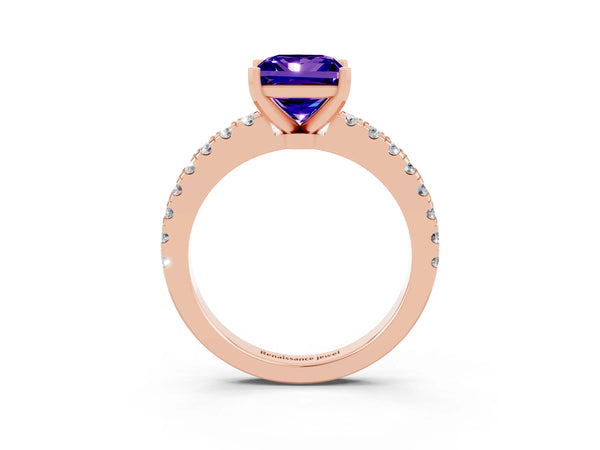 Rose gold Princess Cut Solitaire Tanzanite with Pavé Band and Four-Prong Setting