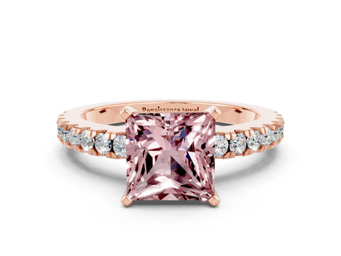 Rose gold Princess Cut Solitaire Diamond with Pavé Band and Four-Prong Setting