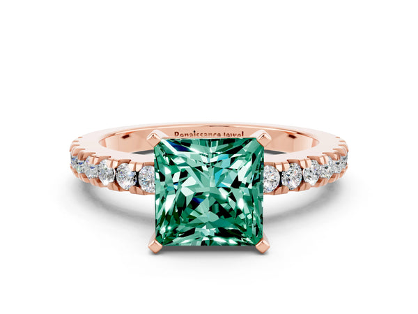 Rose gold Princess Cut Solitaire Green Sapphire with Pavé Band and Four-Prong Setting