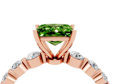 Rose gold Princess Cut Solitaire Peridot Ring with Pave Band and Four-Prong Setting_4