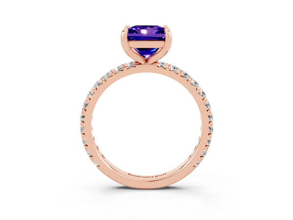 Rose gold Princess Cut Tanzanite Pavé Solitaire Ring with Round Band and Prong Setting