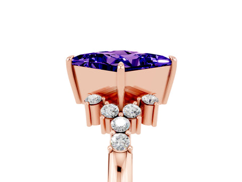 Rose gold Princess Cut Tanzanite Ring with Side Stones and Four-Prong Setting_41