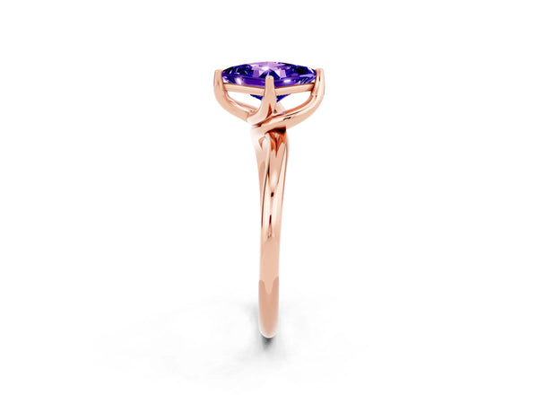 Rose gold Princess Cut Tanzanite Solitaire Engagement Ring with Four-Prong Setting and Classic Band