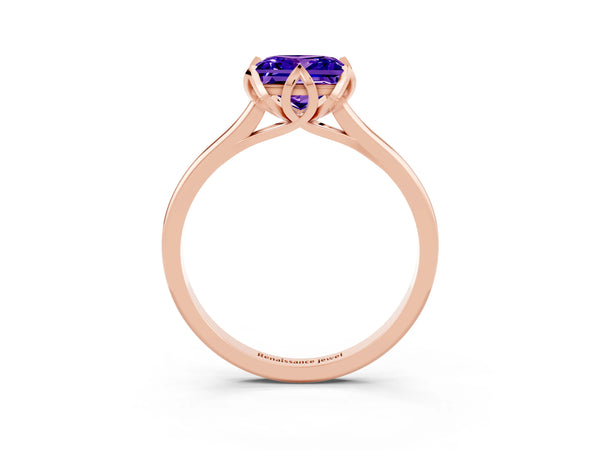 Rose gold Princess Cut Tanzanite Solitaire Ring with Flower Prong Setting and Classic Band