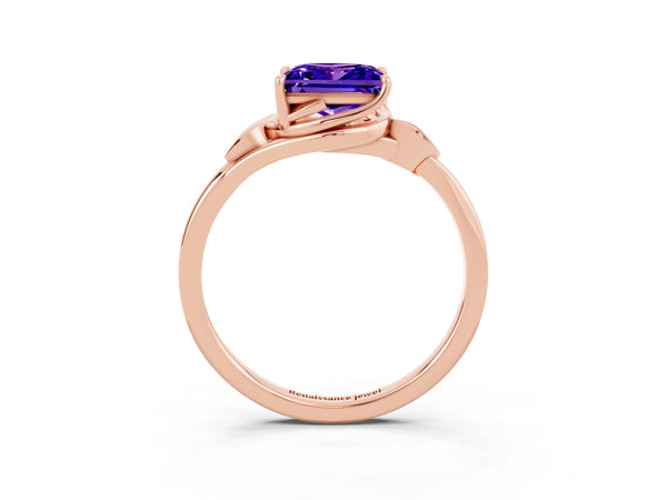 Rose gold Princess Cut Tanzanite Solitaire Ring with Twist Band and Four-Prong Setting