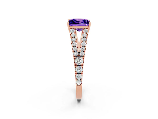 Rose gold Princess Cut Tanzanite Split Shank Pavé Engagement Ring with Four-Prong Setting