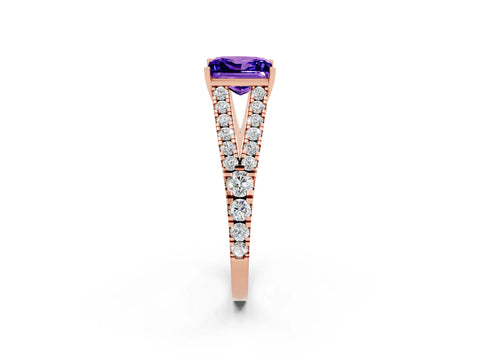 Rose gold Princess Cut Tanzanite Split Shank Pavé Engagement Ring with Four-Prong Setting_14