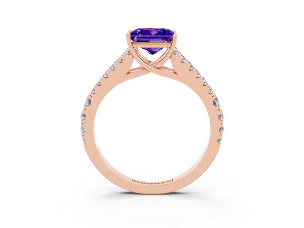 Rose gold Princess Cut Tanzanite Split Shank Pavé Engagement Ring with Four-Prong Setting