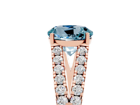 Rose gold Round Cut Aquamarine Split Shank Pavé Engagement Ring with Four-Prong Setting_17