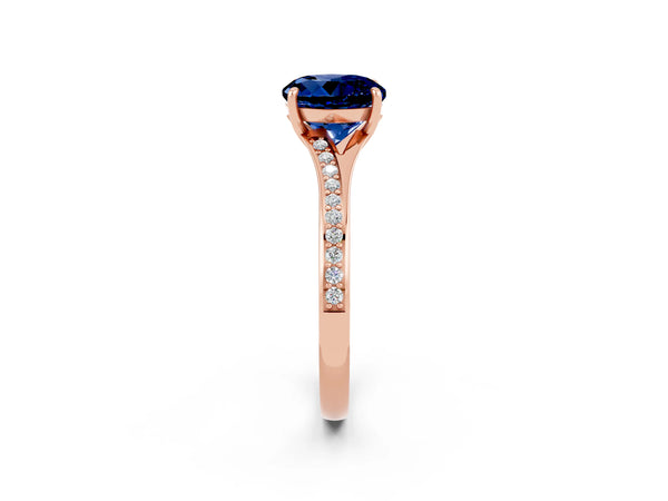 Rose gold Round Cut Blue Sapphire Solitaire Ring with Pavé Band and Prong Setting