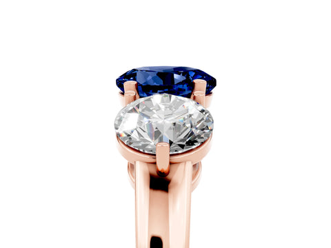 Rose gold Round Cut Blue Sapphire Three-Stone Ring with Prong Setting and Classic Band_5