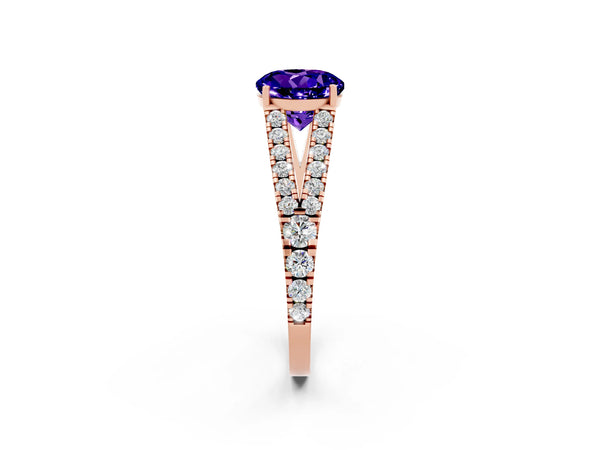 Rose gold Round Cut Tanzanite Split Shank Engagement Ring with Round Pavé and Prong Setting