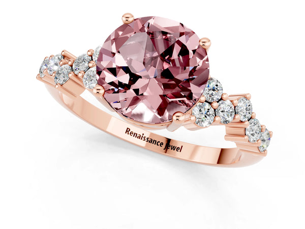 Rose gold Round Cut Diamond Cluster Pavé Band with Four-Prong Setting