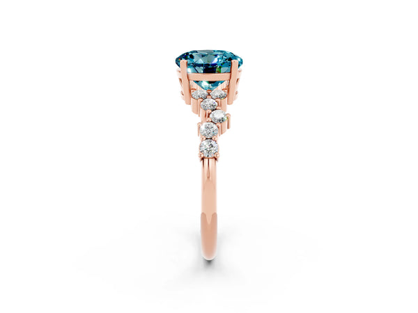 Rose gold Round Cut Diamond Cluster Pavé Band with Four-Prong Setting