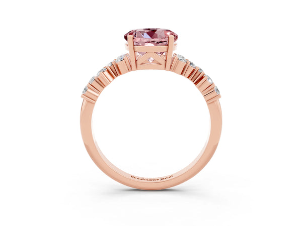 Rose gold Round Cut Diamond Cluster Pavé Band with Four-Prong Setting