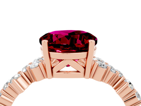 Rose gold Round Cut Diamond Cluster Pavé Band with Four-Prong Setting_4